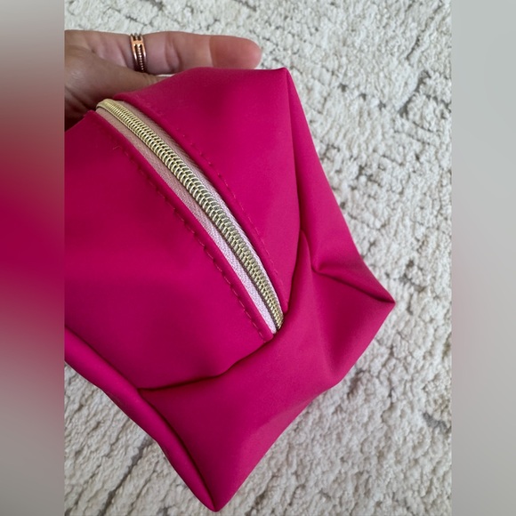 Too Faced Hot Pink Fuchsia Pink Square Makeup Bag Toiletry Bag - Picture 7 of 8